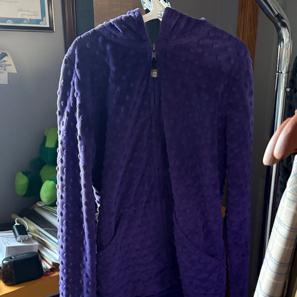 Lululemon (Triple flip)  Athletica Purple Jacket/hoddie